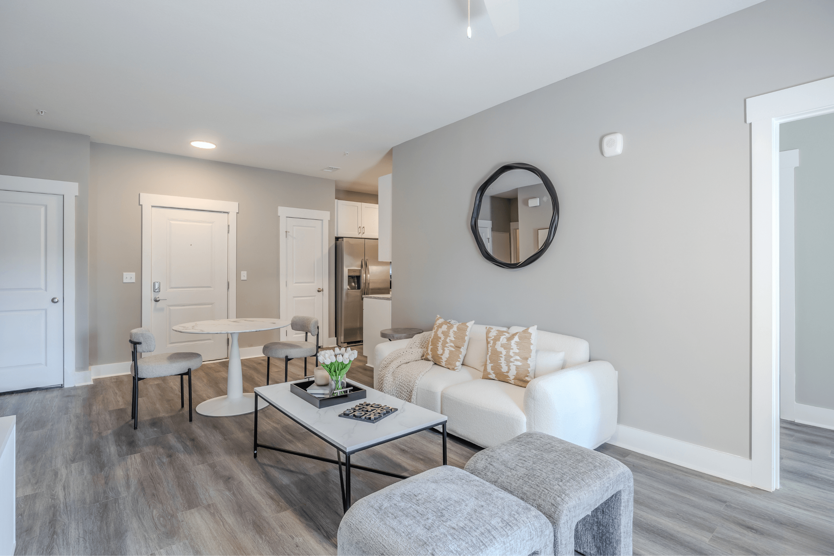 Luxe Park is a similar property to Ocmulgee Springs Apartments located in Macon